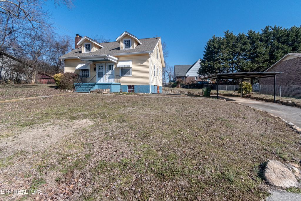 Photo of 508 S Ruth St, Maryville, TN 37803 (MLS # 1329096)