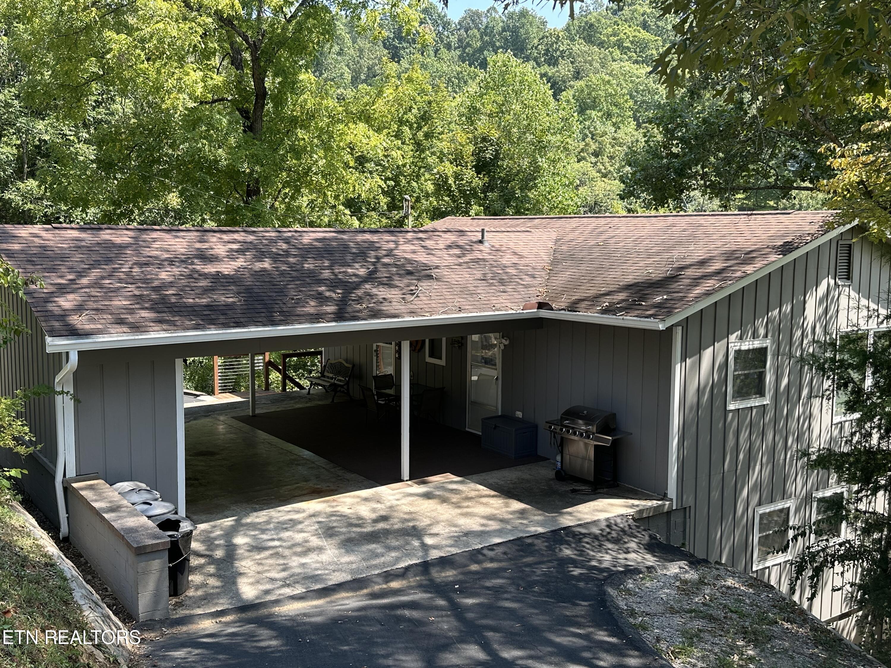 1386 Alder Springs Rd
