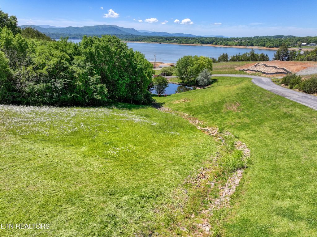 Photo of Lot 8 Emerald Pointe, Newport, TN 37821 (MLS # 1340308)