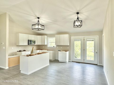 Tiny photo for 609 Glendale Ave, Clinton, TN 37716 (MLS # 1318341)