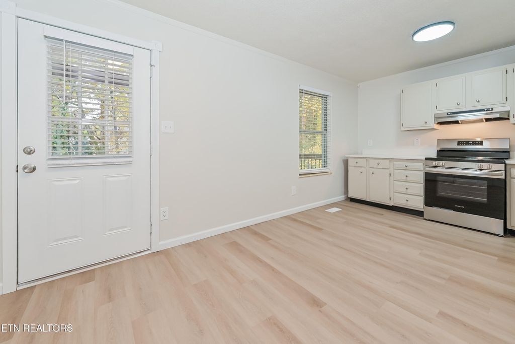 Photo of 5622 Burbury Lane, Knoxville, TN 37921 (MLS # 1320901)