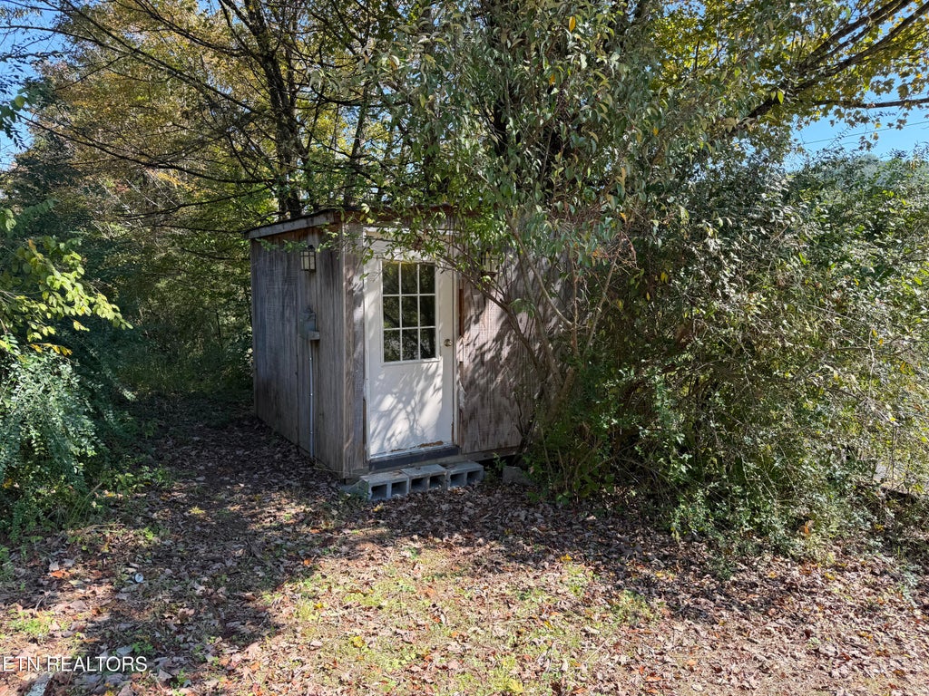 Photo of 1487 Dutch Valley Rd, Clinton, TN 37716 (MLS # 1359040)