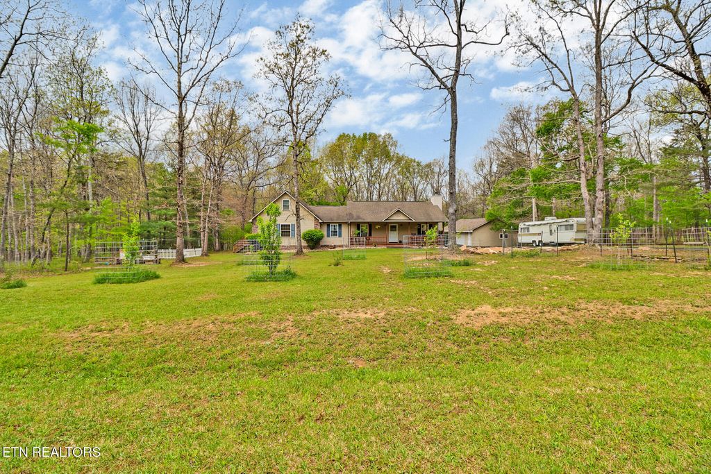 Photo of 164 Marian Circle, Crossville, TN 38555 (MLS # 1299350)