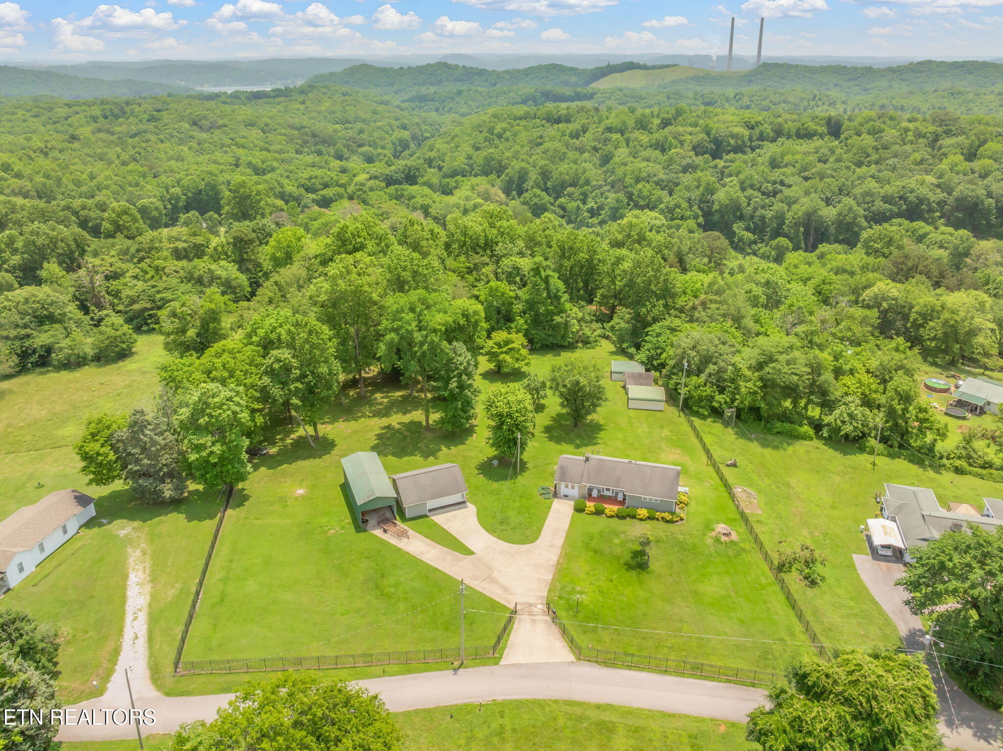 252 Harding Rd