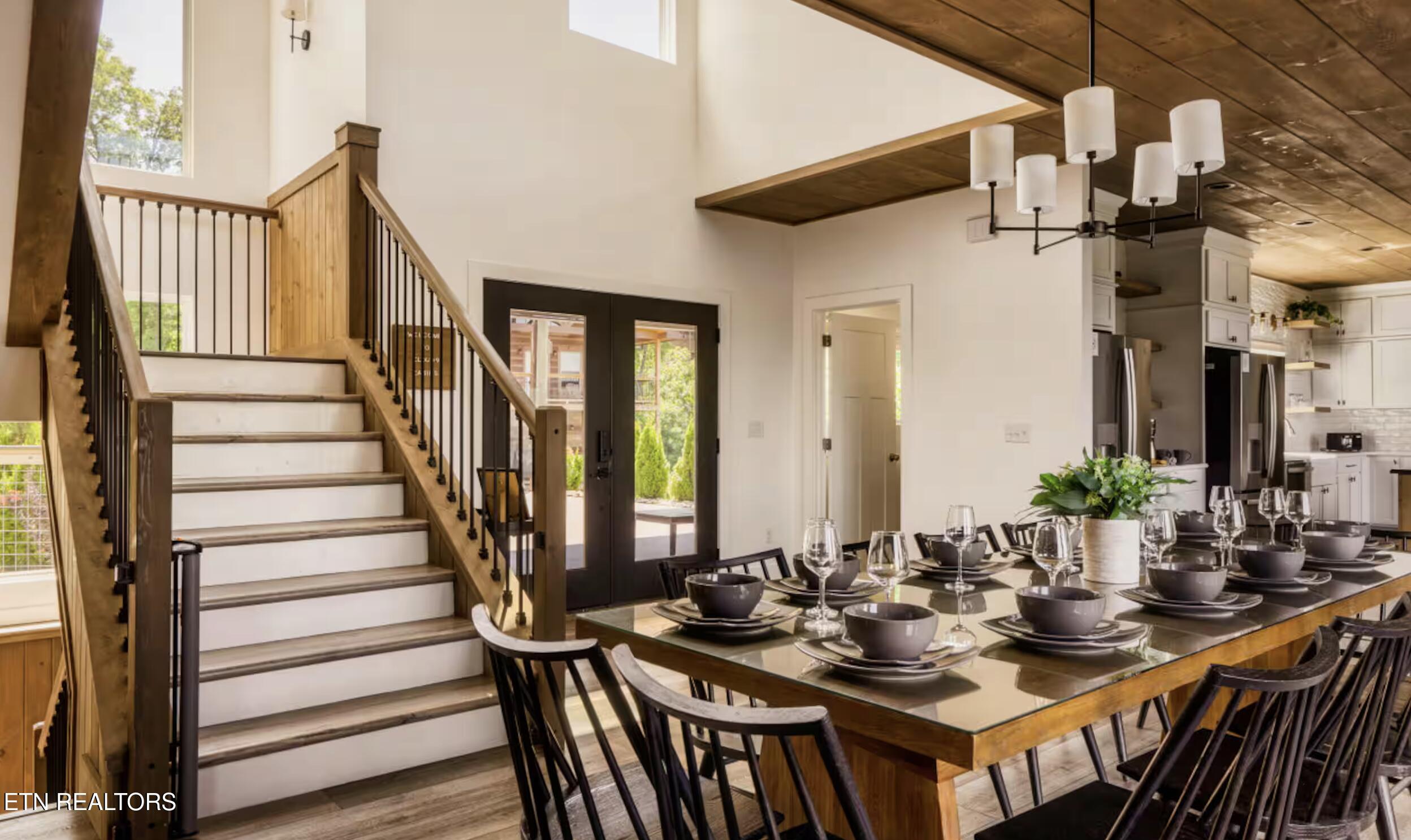 720 Short Ridge Court