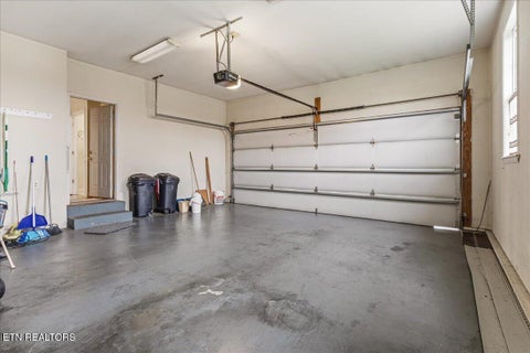 Tiny photo for 125 County Road 429, Englewood, TN 37329 (MLS # 1359689)