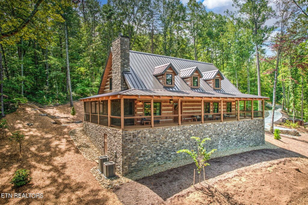 Photo of 125 Fence Rail Gap Rd, Walland, TN 37886 (MLS # 1240413)