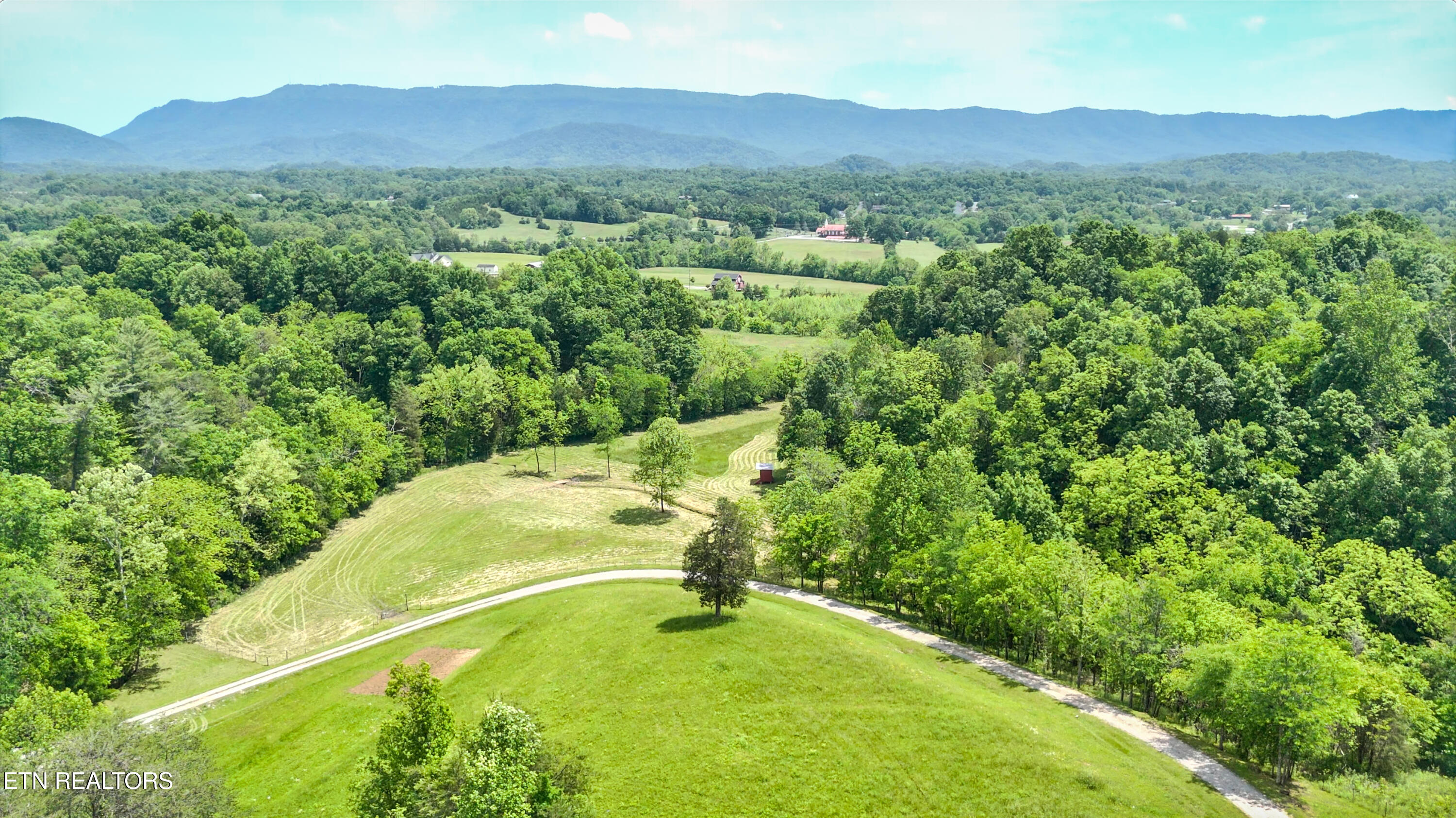 761 N Knob Creek Rd