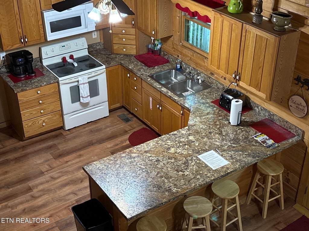 Photo of 4234 Whetstone Rd, Sevierville, TN 37862 (MLS # 1357006)