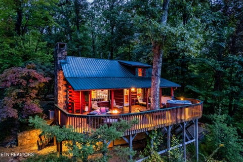 Tiny photo for 1008 E Foothills Drive, Gatlinburg, TN 37738 (MLS # 1358394)