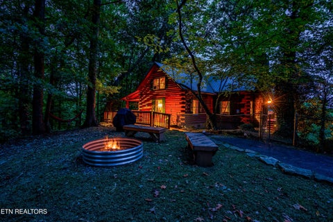 Tiny photo for 1008 E Foothills Drive, Gatlinburg, TN 37738 (MLS # 1358394)