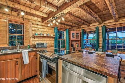 Tiny photo for 1008 E Foothills Drive, Gatlinburg, TN 37738 (MLS # 1358394)