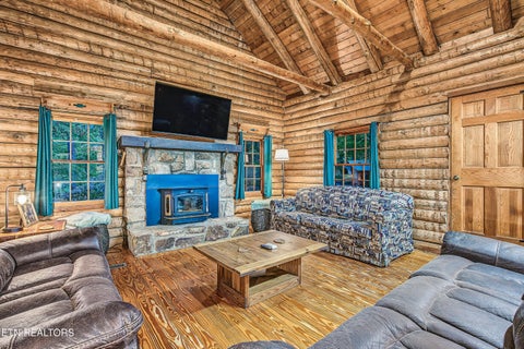 Tiny photo for 1008 E Foothills Drive, Gatlinburg, TN 37738 (MLS # 1358394)