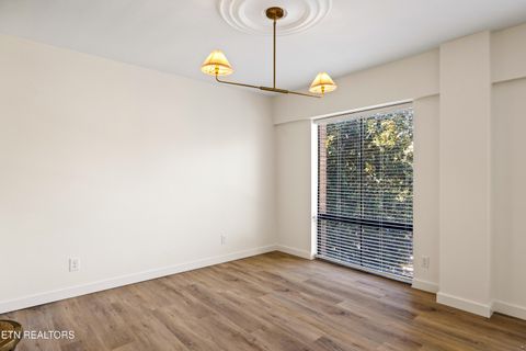 Tiny photo for 1400 Kenesaw Ave #22H, Knoxville, TN 37919 (MLS # 1336472)