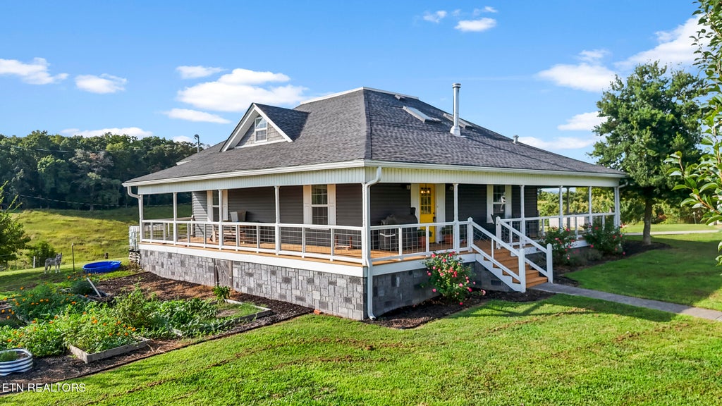 Photo of 1246 Greenbriar Rd, Talbott, TN 37877 (MLS # 1353237)