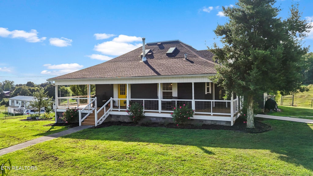 Photo of 1246 Greenbriar Rd, Talbott, TN 37877 (MLS # 1353237)