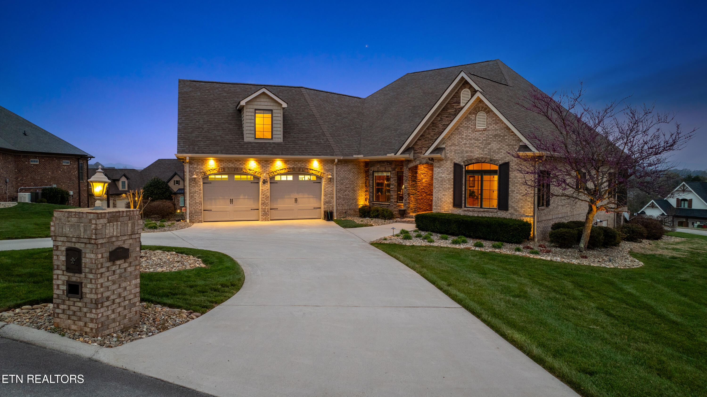 117 Red Hawk Drive