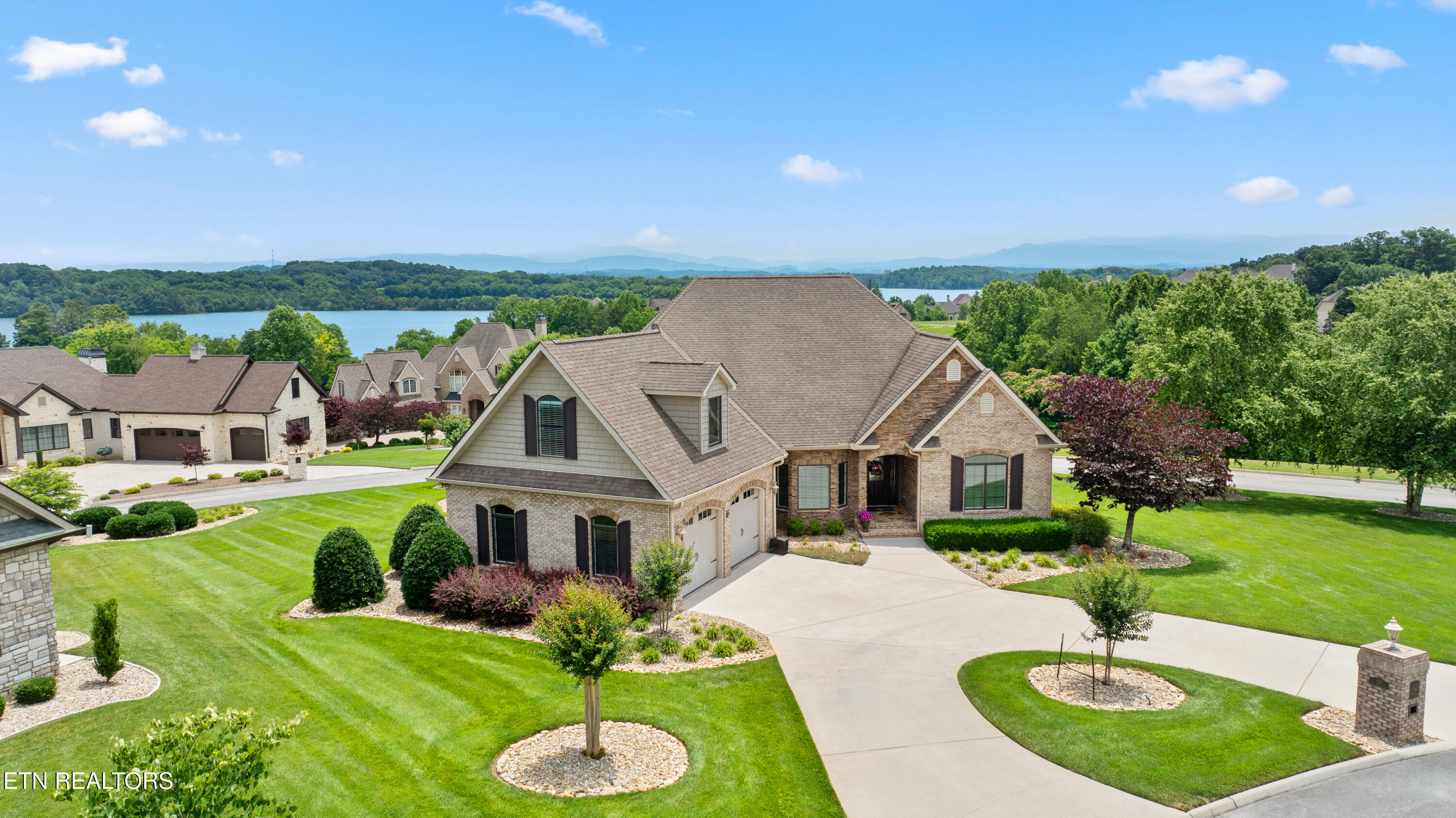117 Red Hawk Drive