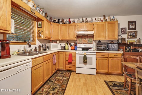 Tiny photo for 728 Deer Haven Tr, Jamestown, TN 38556 (MLS # 1360020)