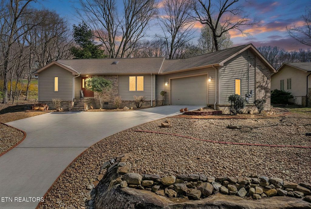 Photo of 113 Prescott Lane, Crossville, TN 38558 (MLS # 1334264)