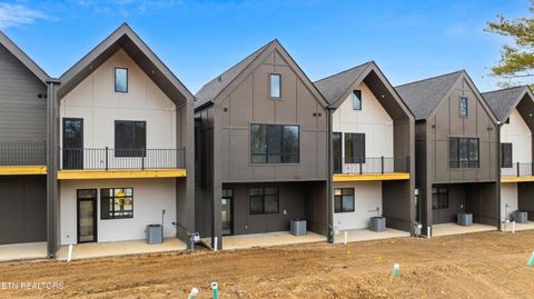 Tiny photo for 851 Vera Valley Way, Knoxville, TN 37919 (MLS # 1334421)