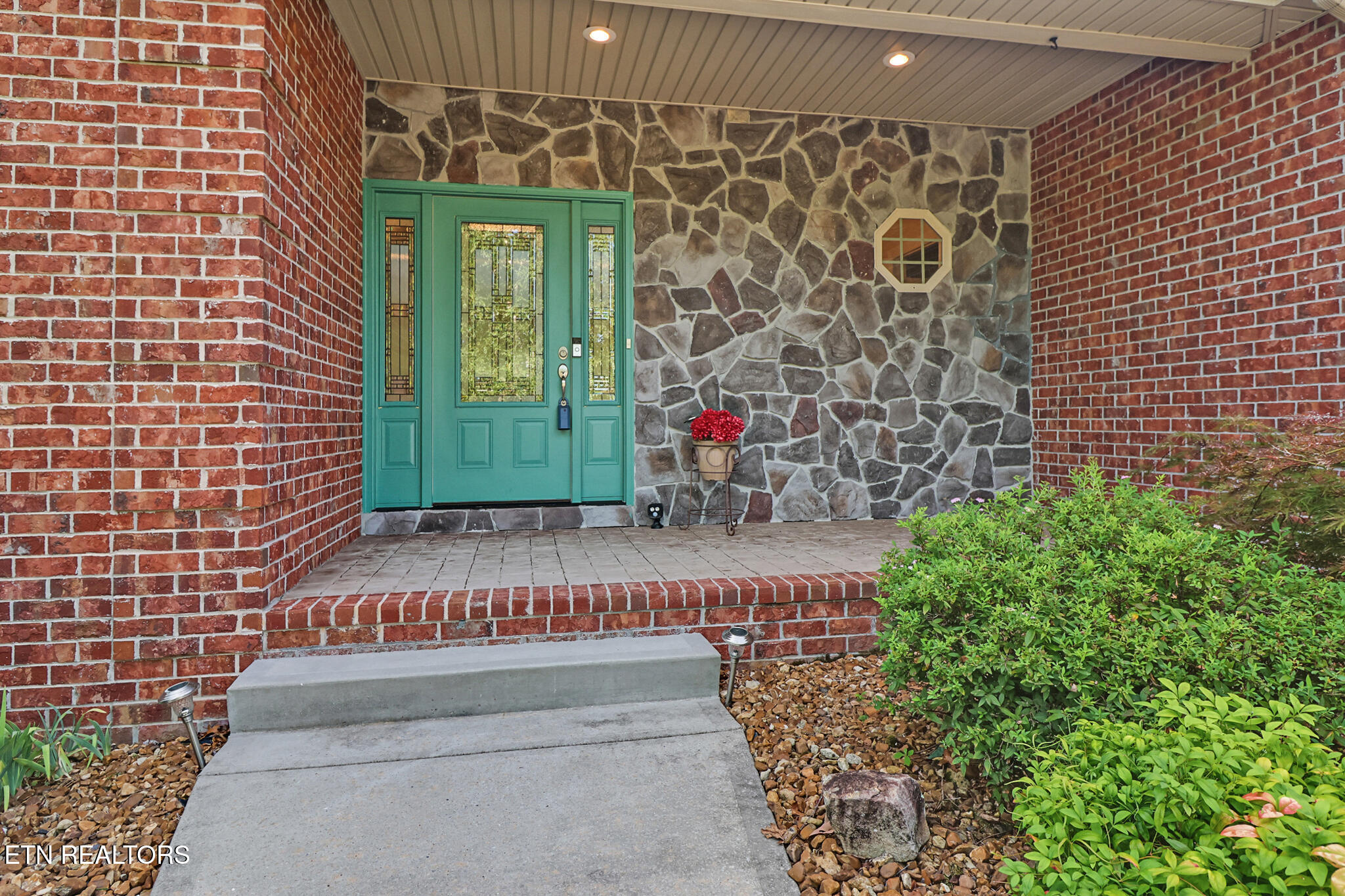 107 Mariners Drive
