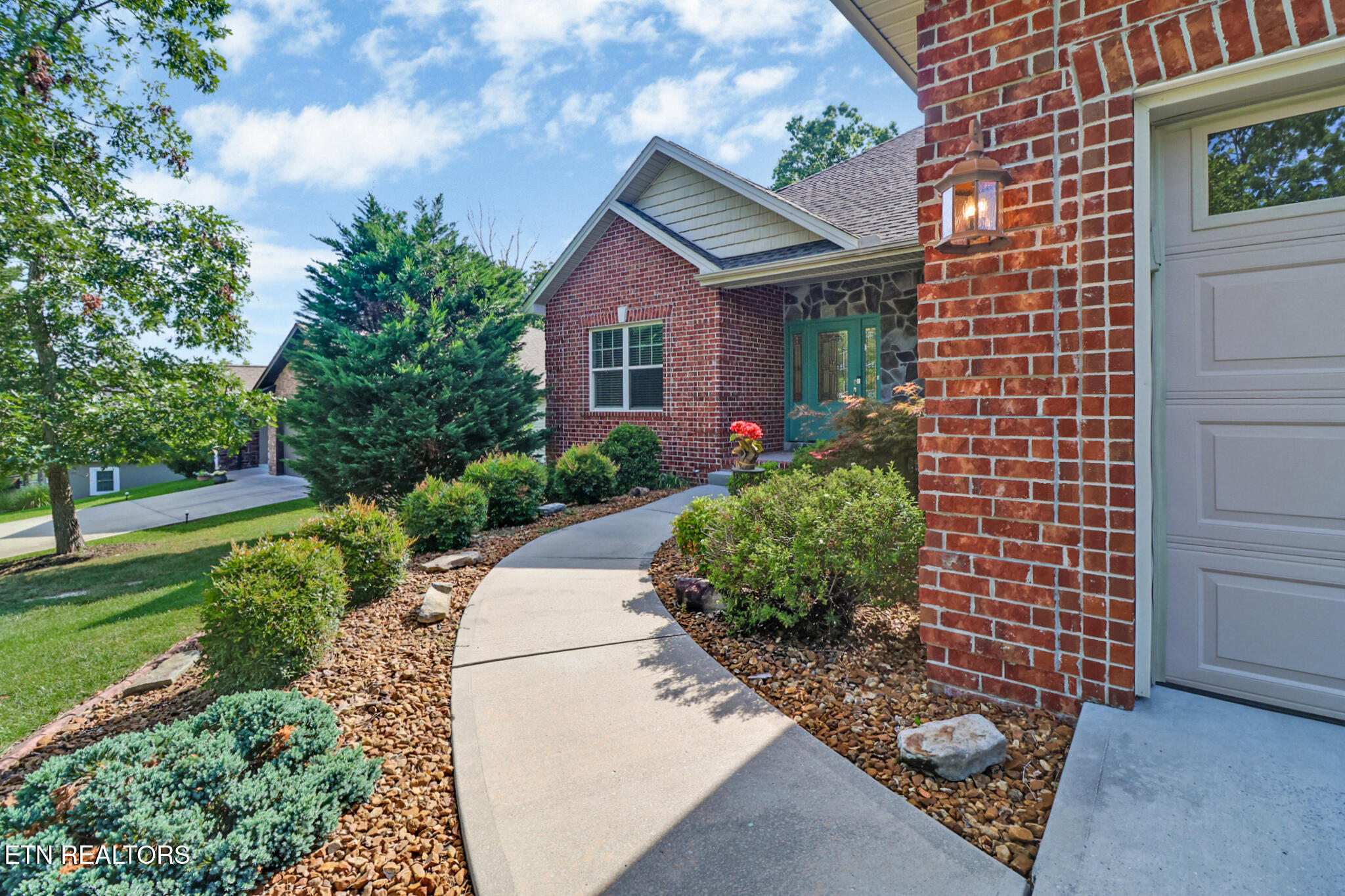 107 Mariners Drive