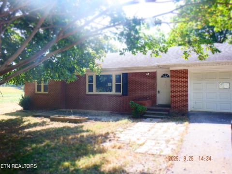 Photo of 1164 Moodyville Loop, Byrdstown, TN 38549 (MLS # 1320054)