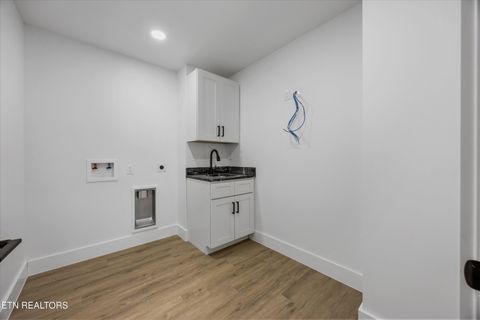 Tiny photo for 411 Hampton Way, Dandridge, TN 37725 (MLS # 1336519)