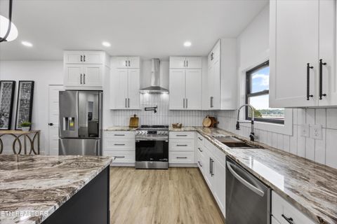 Tiny photo for 411 Hampton Way, Dandridge, TN 37725 (MLS # 1336519)