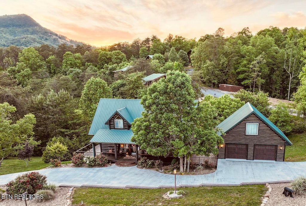 Photo of 1347 Zachary Thomas Lane, Sevierville, TN 37876 (MLS # 1340656)