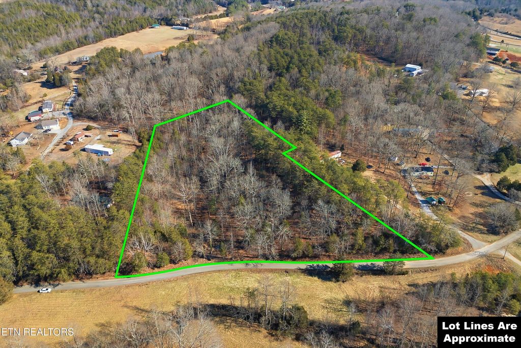 Photo of 265 JD Farm Rd, Tellico Plains, TN 37385 (MLS # 1330516)
