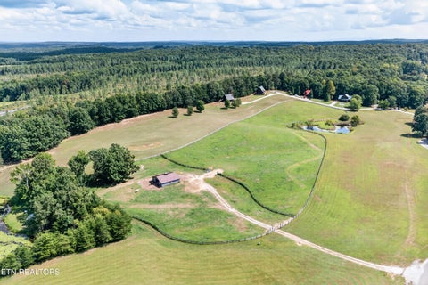 Tiny photo for 101102 Meadow view Lane, Spencer, TN 38585 (MLS # 1355526)