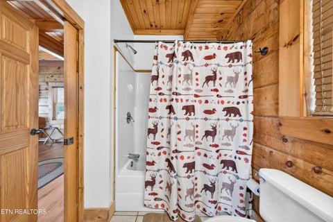Tiny photo for 101102 Meadow view Lane, Spencer, TN 38585 (MLS # 1355526)