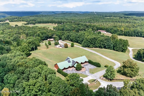 Tiny photo for 101102 Meadow view Lane, Spencer, TN 38585 (MLS # 1355526)