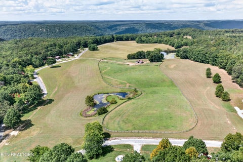 Tiny photo for 101102 Meadow view Lane, Spencer, TN 38585 (MLS # 1355526)