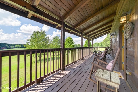 Tiny photo for 101102 Meadow view Lane, Spencer, TN 38585 (MLS # 1355526)