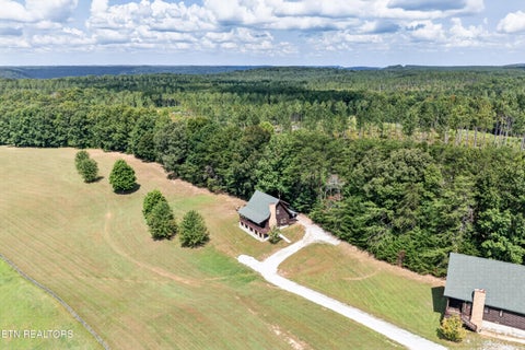 Tiny photo for 101102 Meadow view Lane, Spencer, TN 38585 (MLS # 1355526)