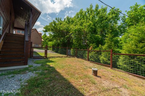 Tiny photo for 1252 Annes Rd, Gatlinburg, TN 37738 (MLS # 1342183)