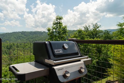Tiny photo for 1252 Annes Rd, Gatlinburg, TN 37738 (MLS # 1342183)