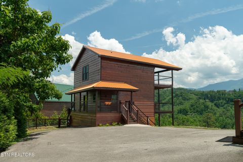 Photo of 1252 Annes Rd, Gatlinburg, TN 37738 (MLS # 1342183)