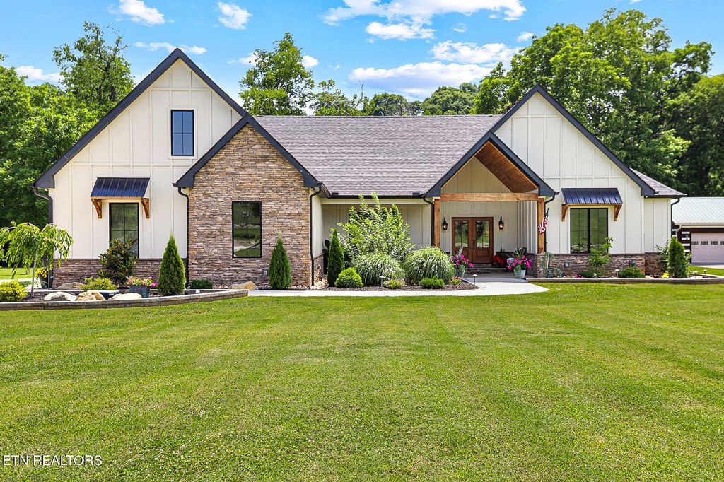 Photo of 1945 River Mist Circle, New Market, TN 37820 (MLS # 1346263)