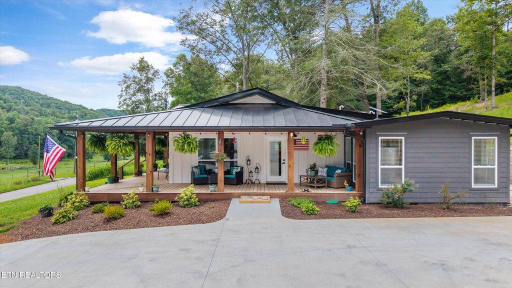 Photo of 486 Steer Creek Rd, Tellico Plains, TN 37385 (MLS # 1311232)