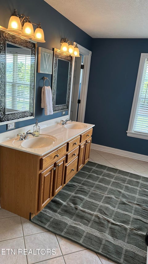 Tiny photo for 1145 Paxton Drive, Knoxville, TN 37918 (MLS # 1344356)