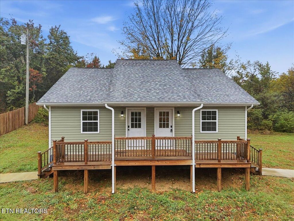 Photo of 2333 Sweetwater Vonore Rd, Sweetwater, TN 37874 (MLS # 1320099)