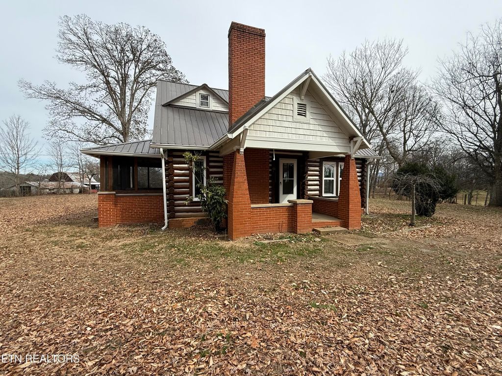 Photo of 4676 Sevierville Rd, Maryville, TN 37804 (MLS # 1327985)