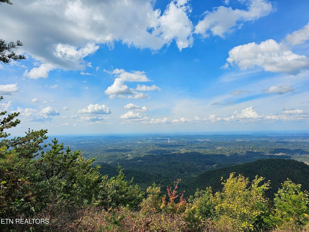 Photo of 2820 Dupont Springs Rd, Sevierville, TN 37862 (MLS # 1320129)