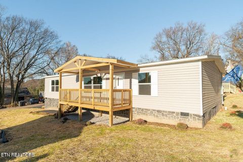 Manufactured Home in Knoxville TN 1931 Massachusetts Ave.jpg