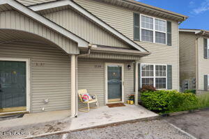 Knoxville, Tennessee 37918, United States, 2 Bedrooms Bedrooms, ,2 BathroomsBathrooms,Residential,Pending,122495