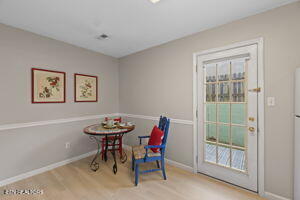 Knoxville, Tennessee 37918, United States, 2 Bedrooms Bedrooms, ,2 BathroomsBathrooms,Residential,Pending,122495